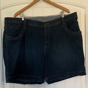 Lee Jean Shorts size 24W